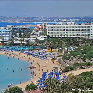 Nelia Hotel&spa Hotel